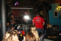 04-11-2011-087