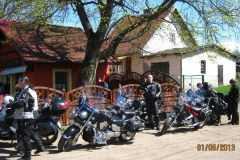 2010-05-01-027