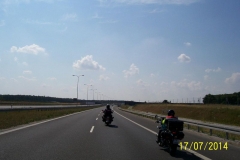 k1600_100_0515