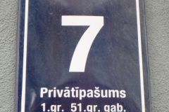 p1240854