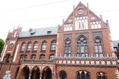 p1240941