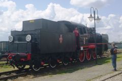 p1200048