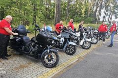 d37fb6f9-16fb-4985-bf0a-0cf285c33bd5